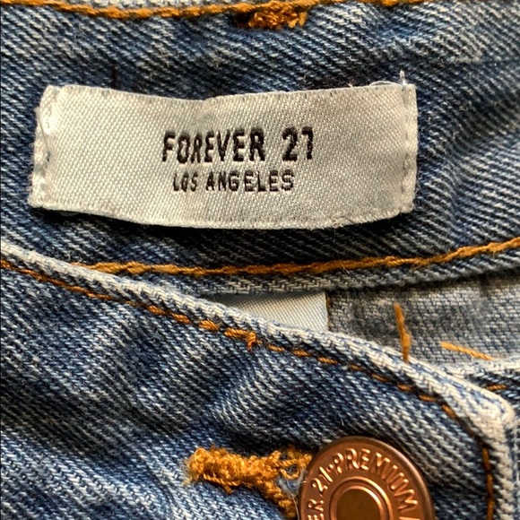 Skirt - Picture 3 of 3